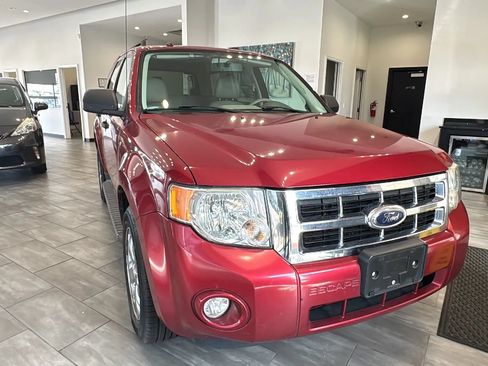 Used 2008 Ford Escape XLT FWD image 1