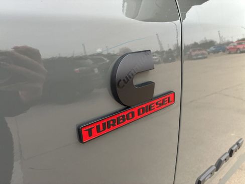 New 2026 RAM 2500 Limited image 12