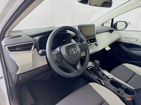 New 2026 Toyota Corolla LE image 9