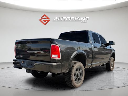 Used 2015 RAM 2500 Laramie w/ Black Appearance Group AWD/4WD image 7