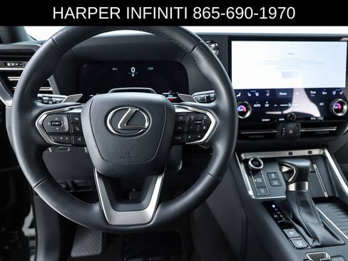 Used 2024 Lexus GX 550 w/ Accessory Package (31) AWD/4WD image 21