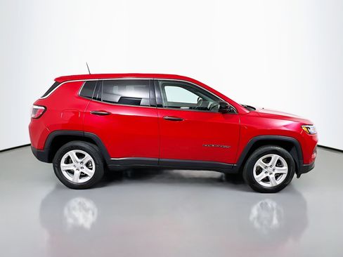 Used 2023 Jeep Compass Sport image 3