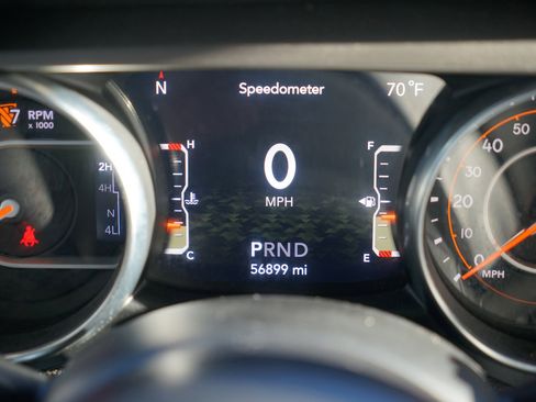 Used 2019 Jeep Wrangler Unlimited Sport AWD/4WD image 6