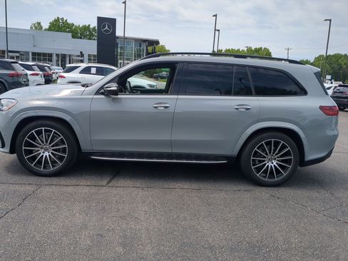Used 2025 Mercedes-Benz GLS 580 4MATIC image 6