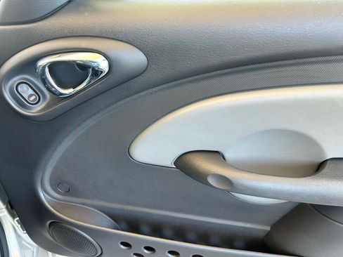 Used 2005 Chrysler PT Cruiser GT FWD image 25