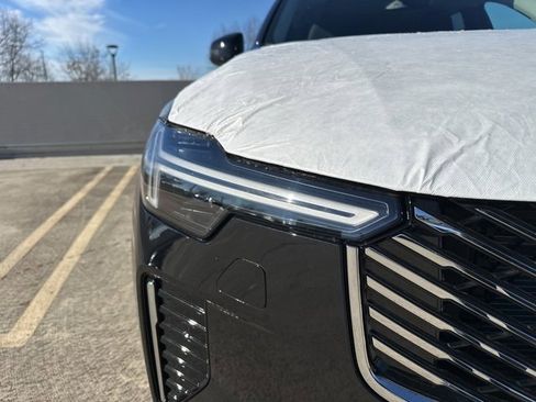 New 2026 Volvo XC90 B6 Plus w/ Protection Package Premier image 10