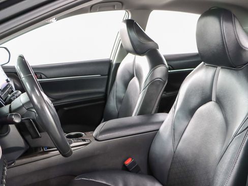 Used 2024 Toyota Camry XSE image 23