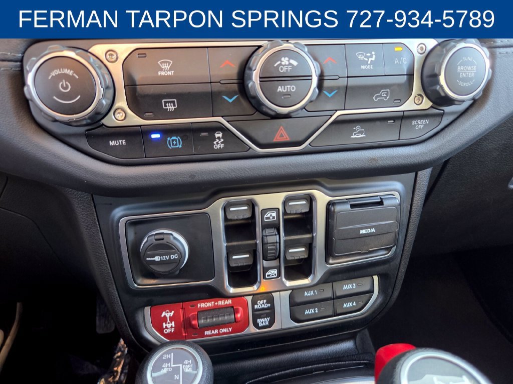 Used 2024 Jeep Wrangler Unlimited Rubicon 4xe AWD/4WD image 26