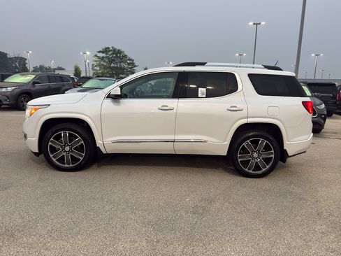 Certified 2018 GMC Acadia Denali w/ Technology Package AWD/4WD image 6