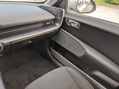 New 2025 Hyundai Ioniq 6 SE image 14