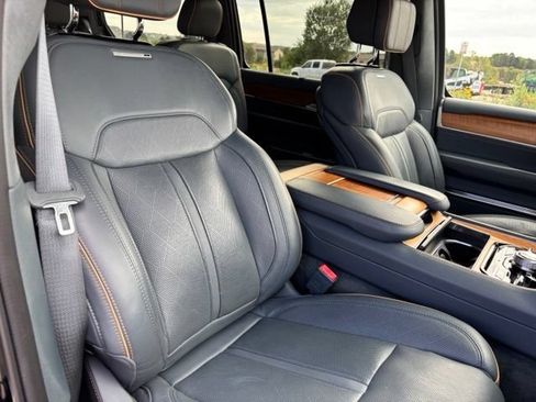 Certified 2022 Jeep Grand Wagoneer Series II AWD/4WD image 26