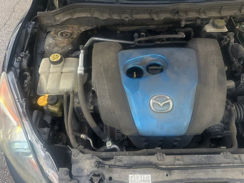 Used 2012 MAZDA MAZDA3 i Touring image 17