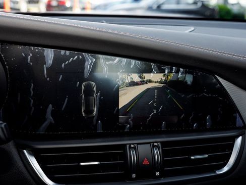 New 2025 Alfa Romeo Giulia w/ Driving Assist Package image 16