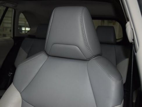 Used 2024 GMC Yukon Denali Ultimate image 43