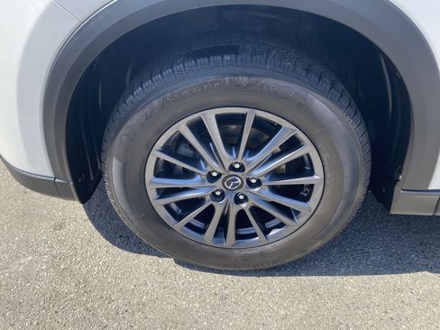 Used 2020 MAZDA CX-5 Touring image 12