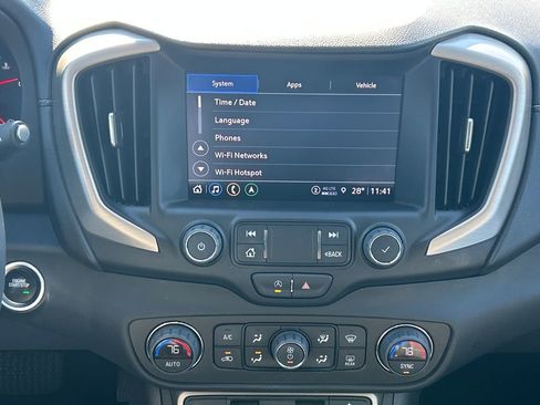 Used 2022 GMC Terrain Denali w/ Black Diamond Edition image 25