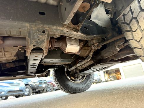 Used 2002 Toyota 4Runner SR5 AWD/4WD image 34