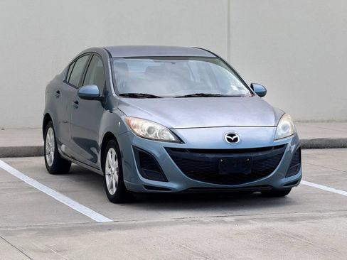 Used 2010 MAZDA MAZDA3 i Touring FWD image 9