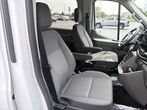 Used 2024 Ford Transit 350 XLT RWD image 18