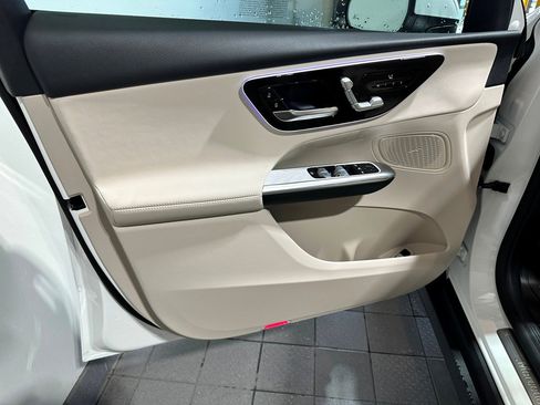 New 2026 Mercedes-Benz GLC 300 4MATIC image 8