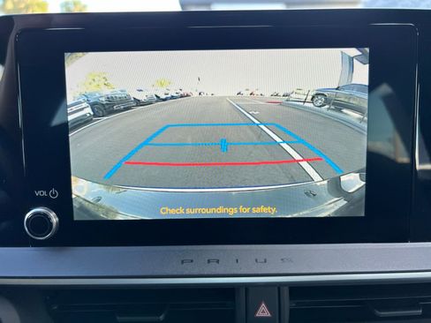 Used 2023 Toyota Prius Limited image 30