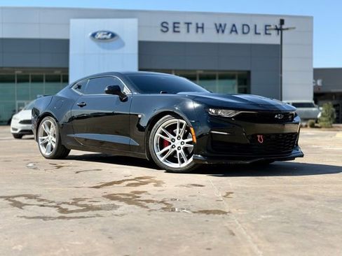 Used 2021 Chevrolet Camaro SS image 1