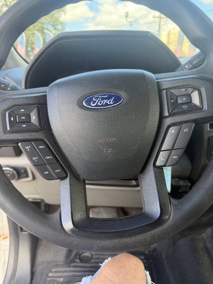 Used 2018 Ford F350 XL AWD/4WD image 10