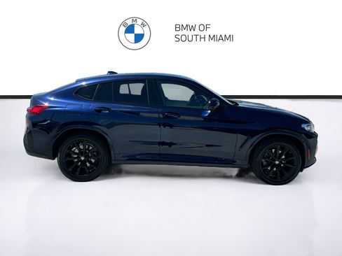 Certified 2024 BMW X4 xDrive30i w/ M Sport Package AWD/4WD image 8