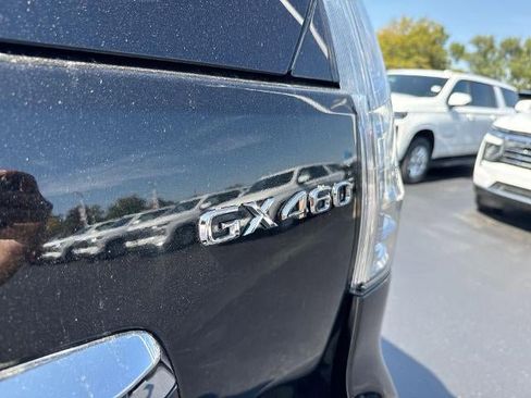 Used 2017 Lexus GX 460 Luxury image 32