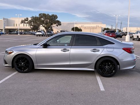 Certified 2022 Honda Civic Sport image 3