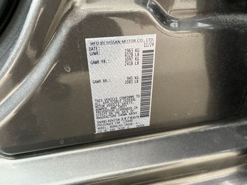 Used 2025 Nissan Altima 2.5 SV image 29