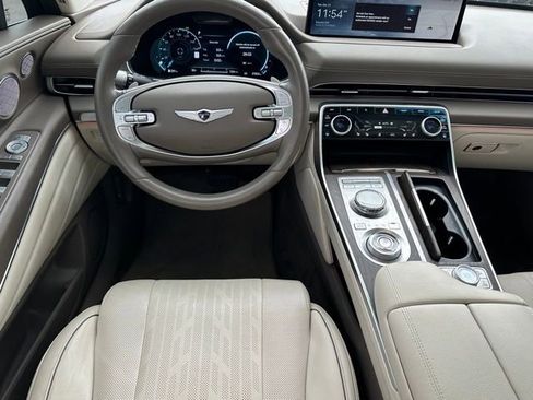 Used 2023 Genesis GV80 2.5T w/ Prestige Package image 18