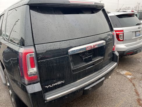 Used 2020 GMC Yukon Denali w/ Denali Ultimate Package image 10