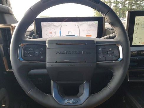 New 2025 GMC Hummer EV 2X image 21