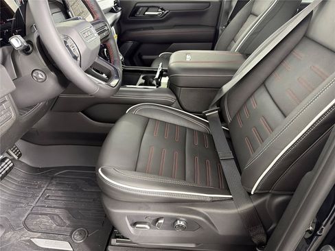 New 2026 GMC Yukon AT4 Ultimate AWD/4WD image 7