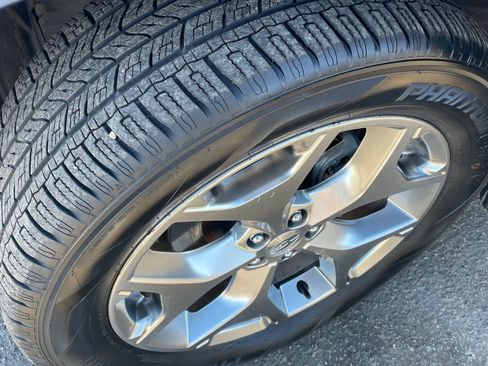 Used 2015 Subaru Forester 2.5i Touring w/ Eyesight & Navigation System image 24