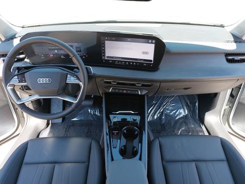 Certified 2026 Audi Q3 quattro 2.0T AWD/4WD image 9