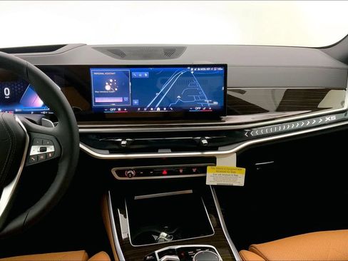 New 2026 BMW X5 xDrive50e w/ Climate Comfort Package image 5