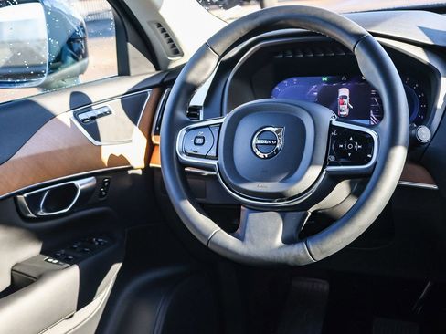 Used 2025 Volvo XC90 B5 Plus w/ Protection Package Premier image 25