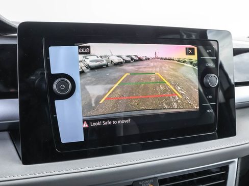 New 2026 Volkswagen Taos SE AWD/4WD image 7