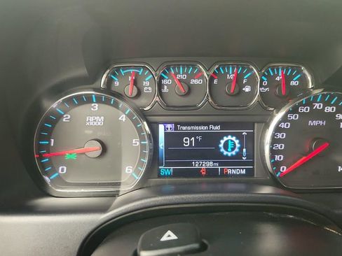 Used 2015 Chevrolet Silverado 1500 LT w/ Texas Edition, 1LT Trim RWD image 16