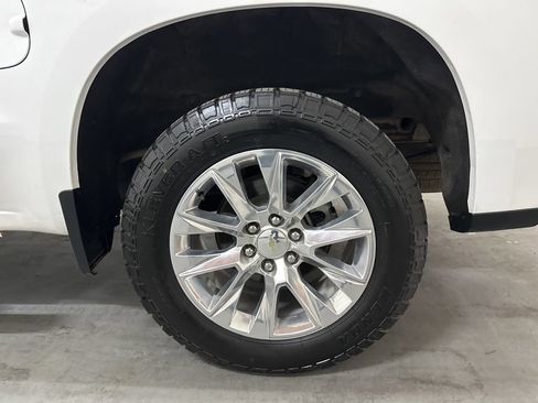 Used 2021 Chevrolet Silverado 1500 LTZ w/ LTZ Convenience Package II AWD/4WD image 63