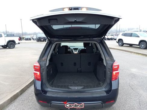 Used 2017 Chevrolet Equinox LT image 10