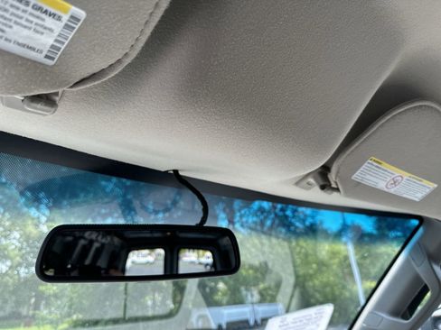 Used 2020 Chevrolet Express 2500 Extended image 19