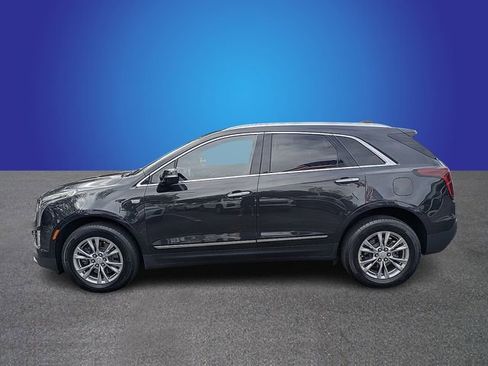 Used 2020 Cadillac XT5 Premium Luxury FWD image 2