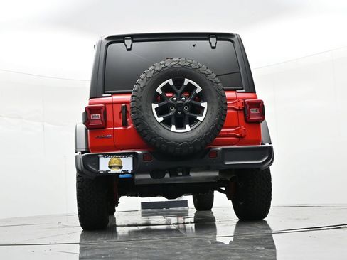 Used 2025 Jeep Wrangler Unlimited Rubicon 4xe w/ Safety Group AWD/4WD image 25