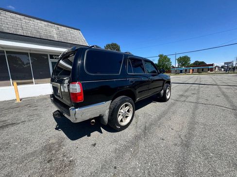 Used 1999 Toyota 4Runner SR5 RWD image 5
