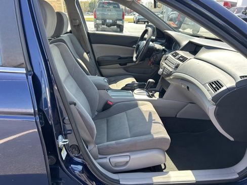 Used 2011 Honda Accord LX image 18