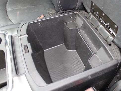 Used 2018 RAM 2500 Laramie w/ Sport Appearance Group image 40