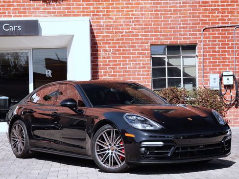 Used 2022 Porsche Panamera GTS AWD/4WD image 1